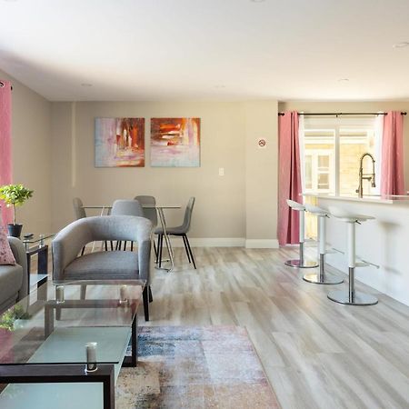 Entire 2 Bedroom Apartment Downtown - U2 Kitchener Luaran gambar